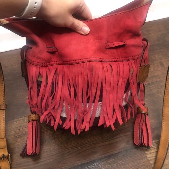 Burberry Belgrove Red Fringe Suede‎ Leather Nova Check Bucket Bag Crossbody - Picture 7 of 13